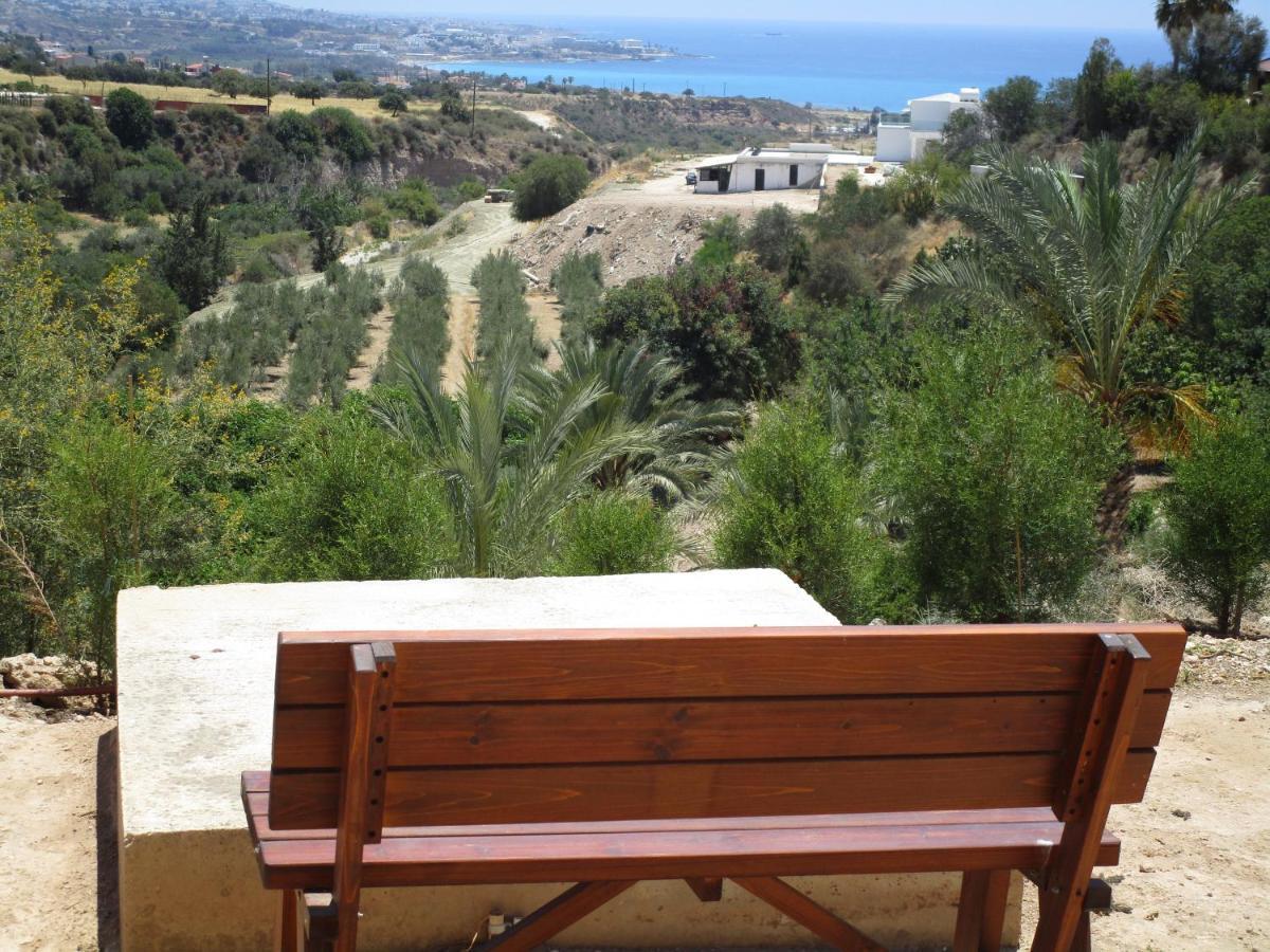 Serene Serenity Paphos 外观 照片