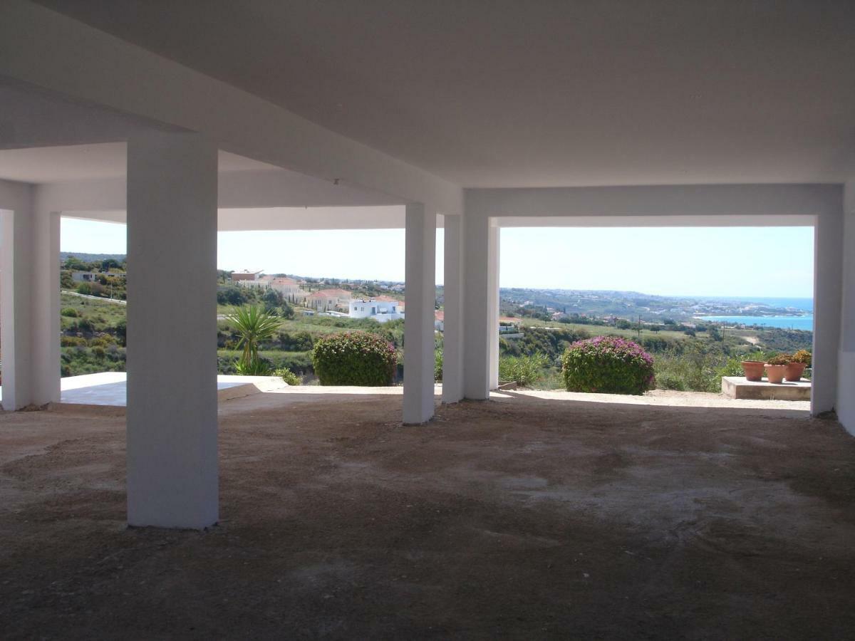 Serene Serenity Paphos 外观 照片