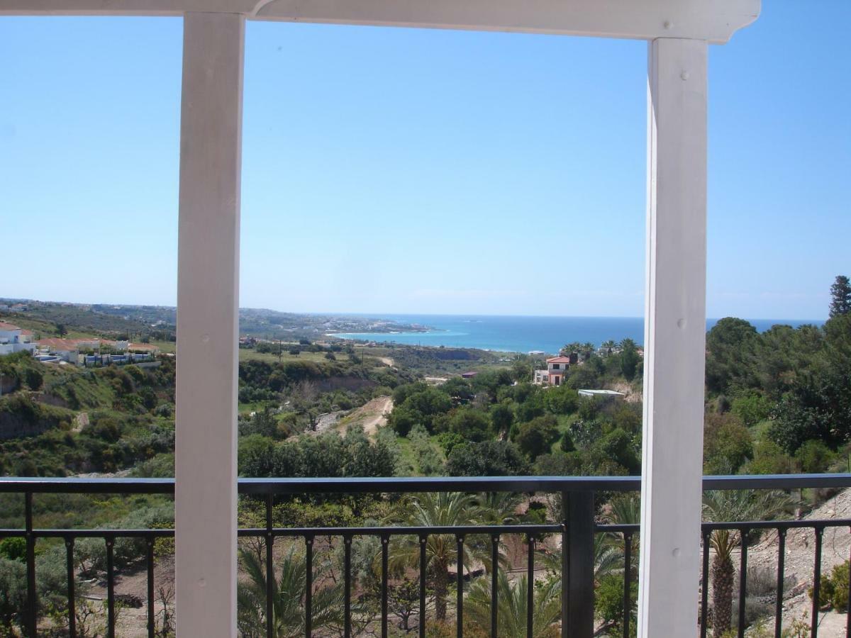 Serene Serenity Paphos 外观 照片